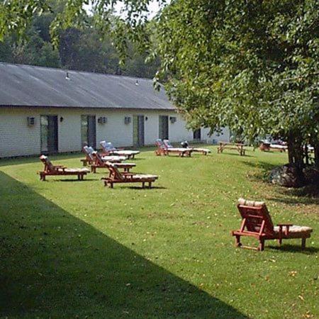 The Chalet Motel Manchester Ngoại thất bức ảnh
